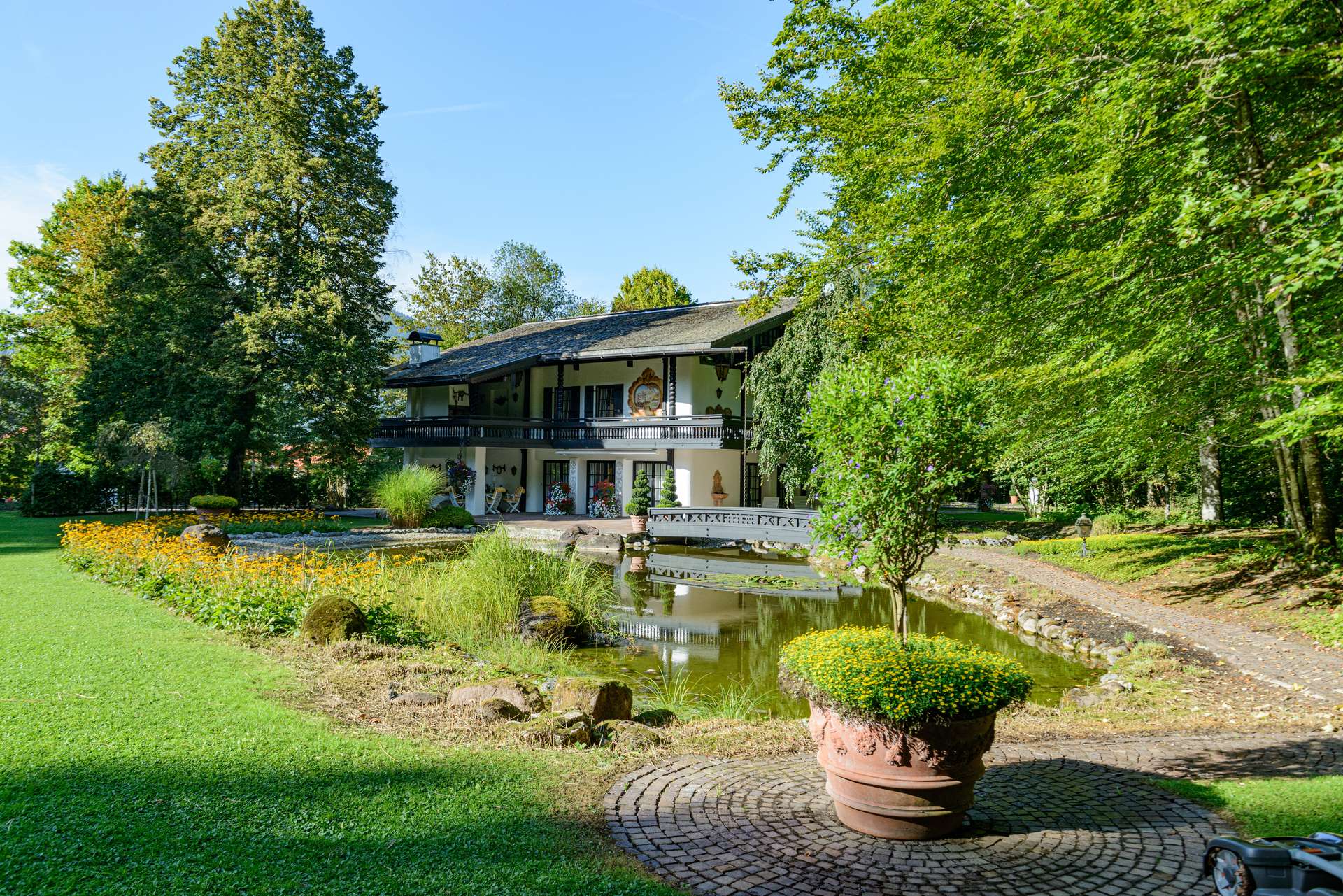 Exklusiver Landsitz mit 1,8ha Grund in bester Lage des Luftkurorts Reit im Winkl – Bergblick, Natur