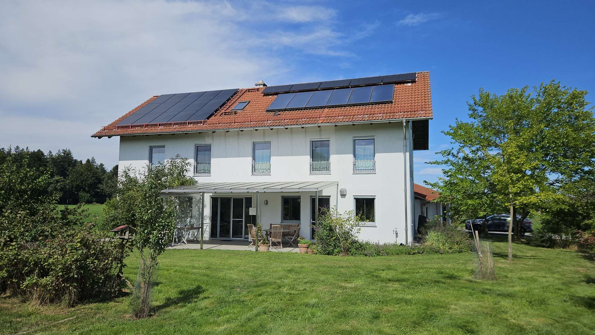 Neuwertiges Niedrigenergiehaus (KfW40) in ruhiger, sonniger Lage inmitten der Natur – Nähe Obing