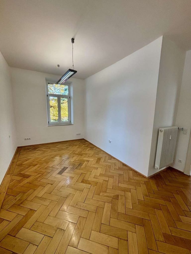 123qm Büro-/ Praxisfläche in sanierter Villa – Nähe Klinikum Traunstein