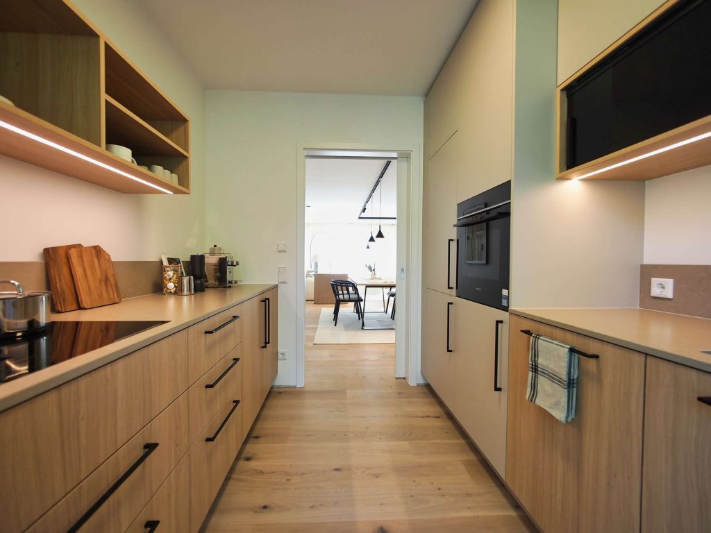 Eigentumswohnung im Chiemgau – 4km Chiemsee, Nähe Alpen, TG – fußläufig zu Einkauf & Therme