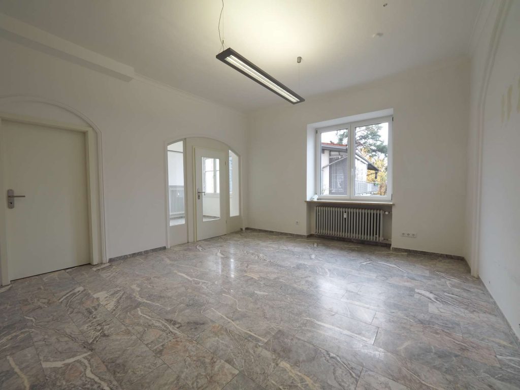 Modern sanierte Altbauvilla – 124qm Büroeinheit zentral in Traunstein