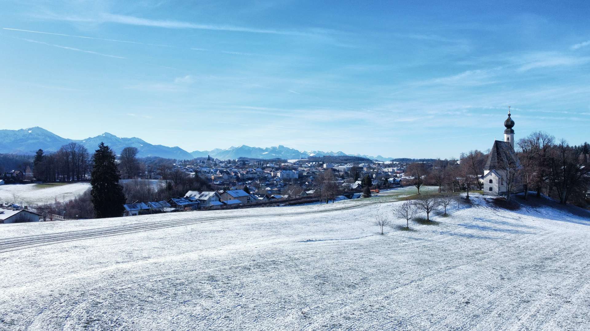 Panoramalage Traunstein – Sanierungsbed. Einfamilienhaus in uvbb. Top Lage – 1.000qm Grundstück