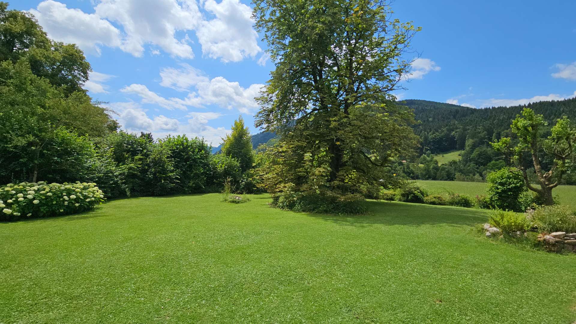 Charmantes, stilechtes Bauernanwesen mit 2.600 m² Grundstück in idyllischer exponierter Lage