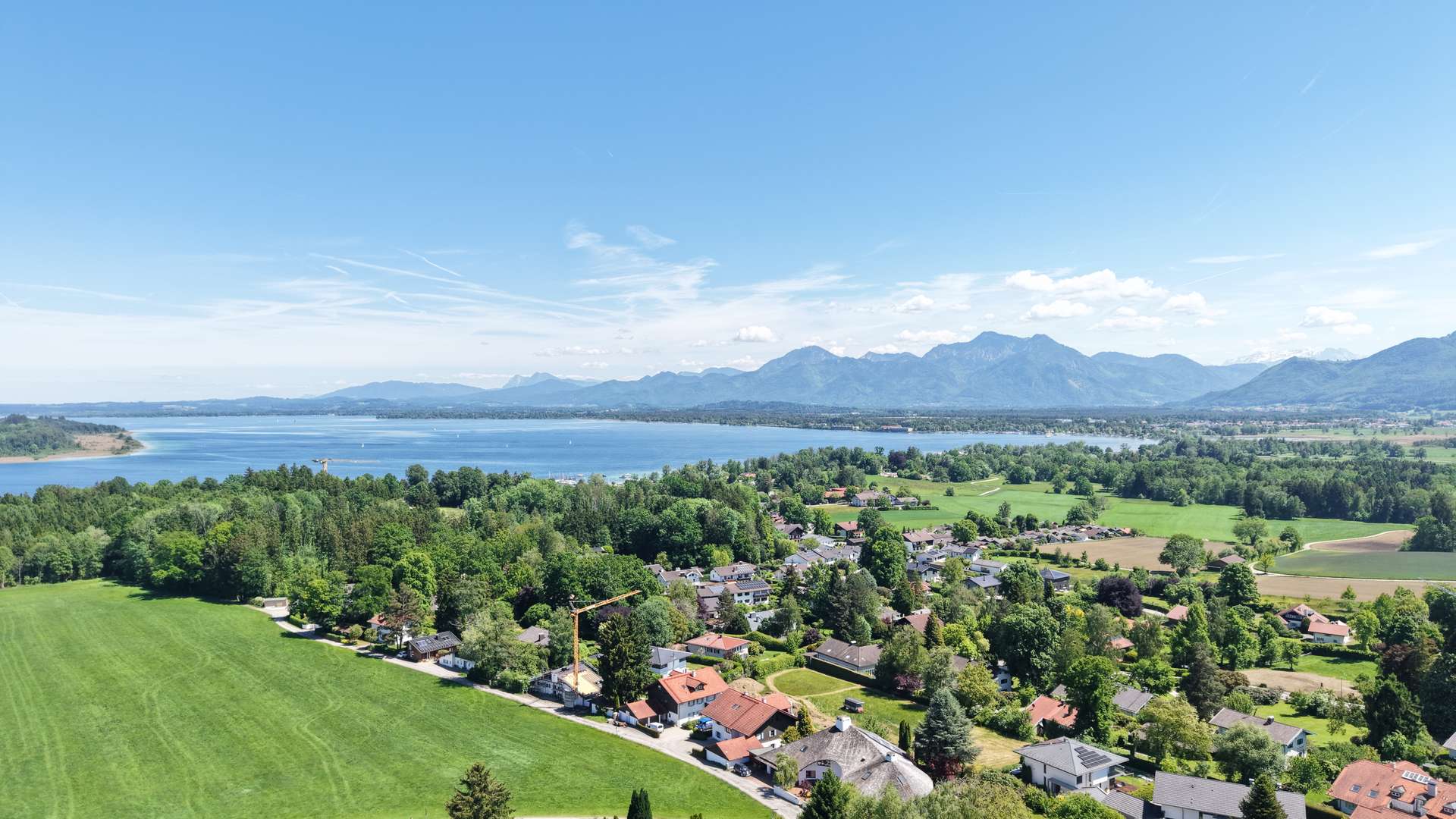 Exklusive Panorama-Villa in Bestlage von Prien am Chiemsee – absolute Privatsphäre
