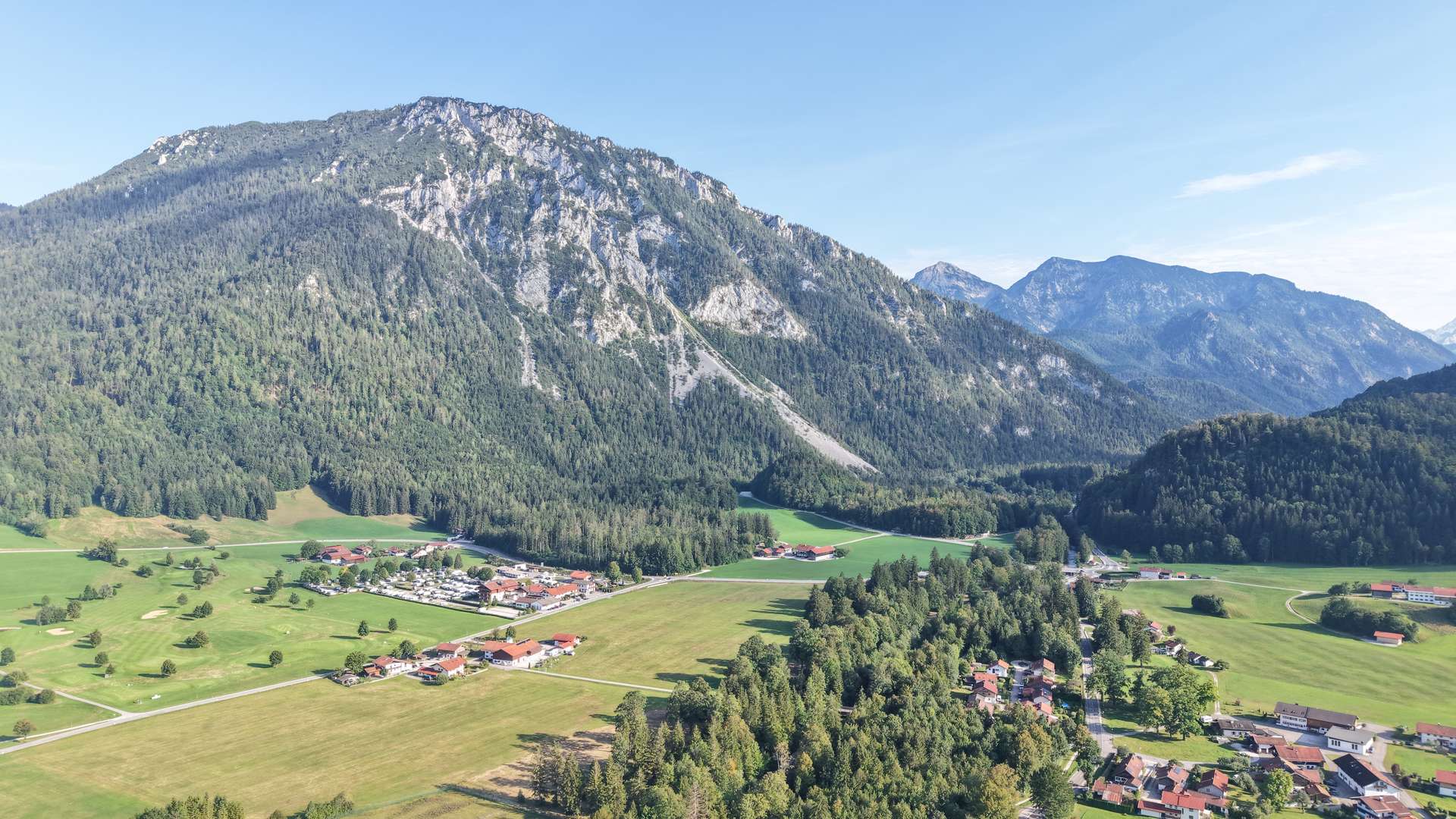 Baugrundstücke für Einfamilienhäuser in sonniger Ortsrandlage von Ruhpolding mit 360grad Bergblick